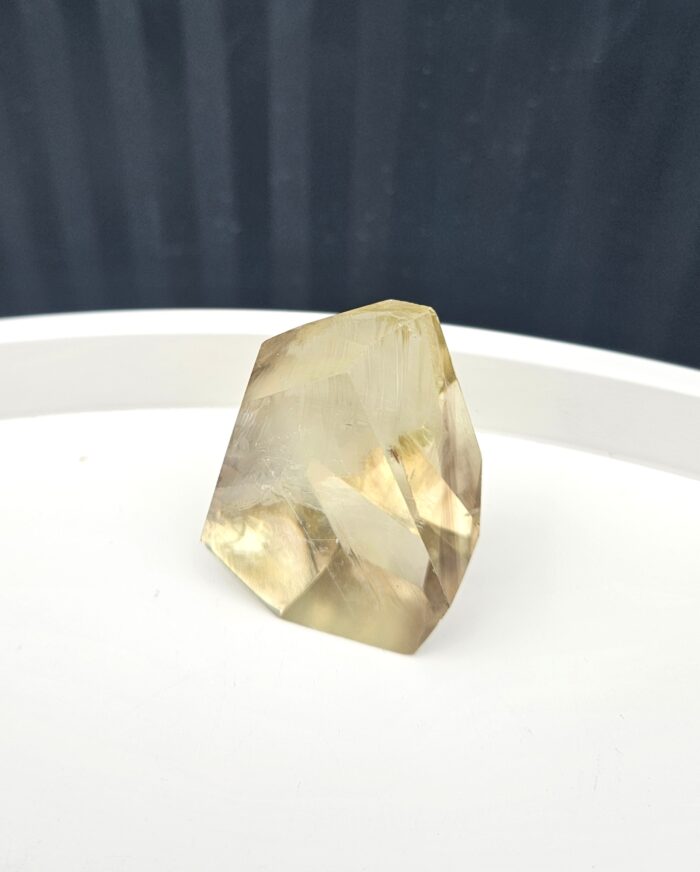 Citrínový výbrus 4,5x2,5cm – Obrázok 4