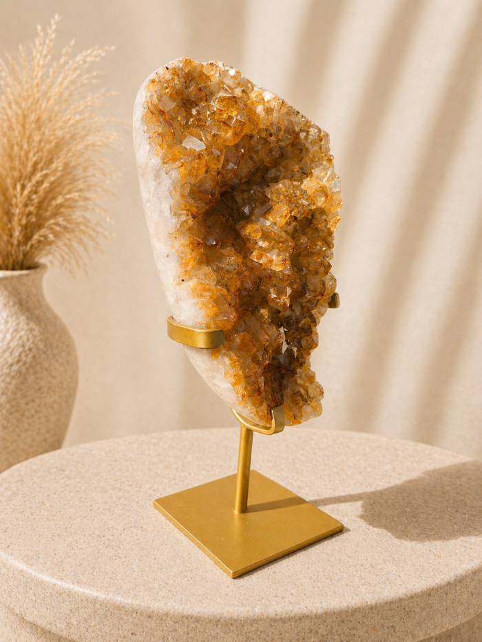 Citrín drúza na zlatom stojane 1700g – Obrázok 3