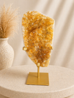 Citrín drúza na zlatom stojane 1700g